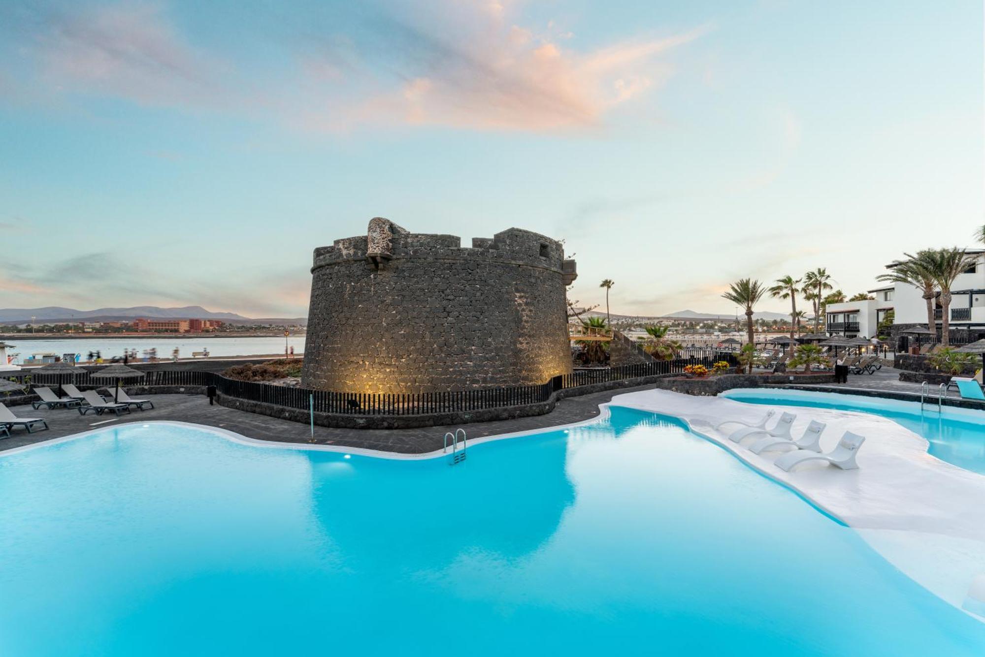 Hotel Barceló Fuerteventura Castillo Caleta de Fuste Exterior foto