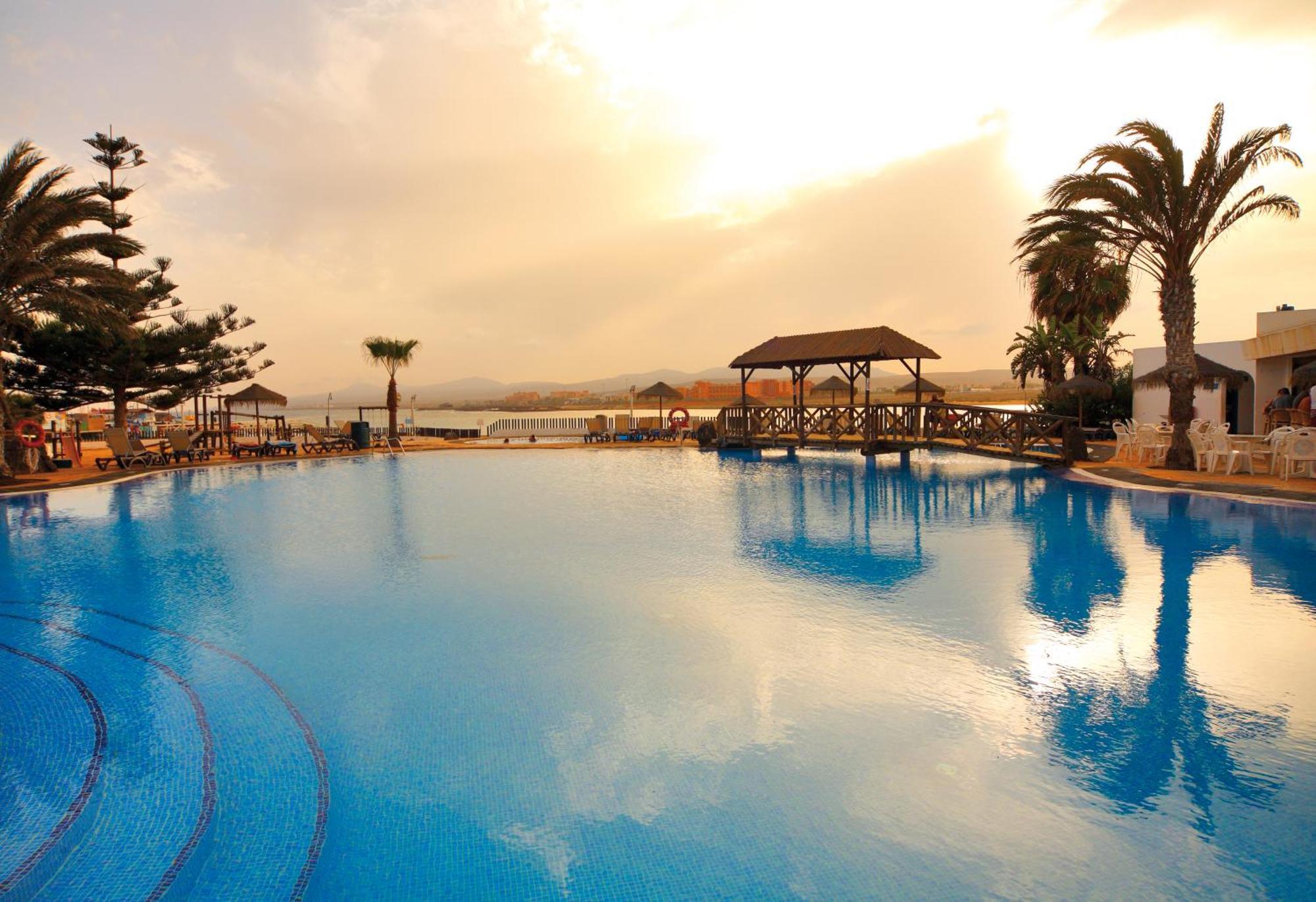 Hotel Barceló Fuerteventura Castillo Caleta de Fuste Exterior foto